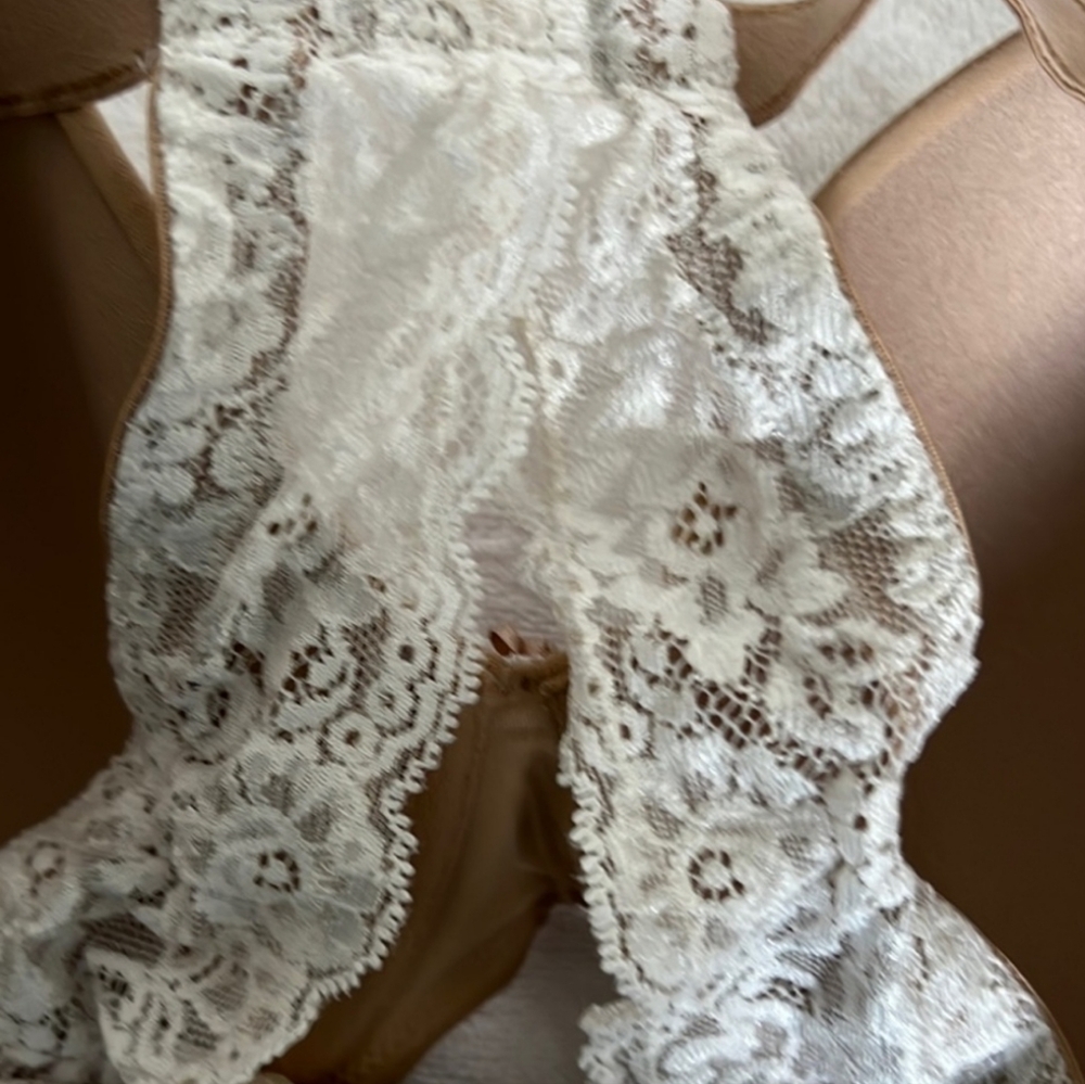 SOMA Cream LACE Full Coverage BRA like new FULL COVERAGE underwire 38DD - Picture 3 of 7